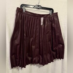 Brooks Brothers Skirt Size 14 Faux Leather Pleated Below Knee Dark Waxed New